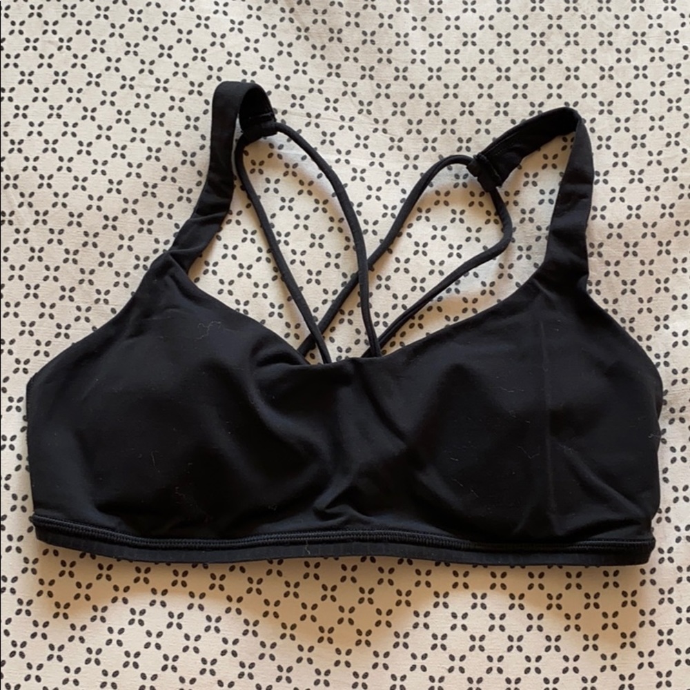 LULULEMON SPORTS BRA